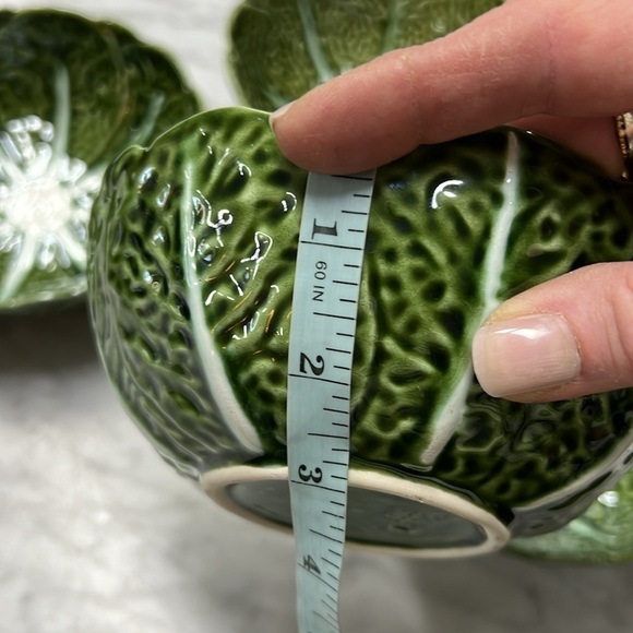 Cabbage Leaf Tureen Set. Tureen, Lid, Ladle, Four Bowls. Ceramic from Portugal - Picture 3 of 15